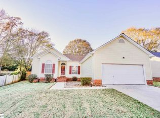 113 Golden Crest Ct, Mauldin, SC 29662