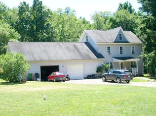 942 Barton Chapel Rd, Punxsutawney, PA 15767