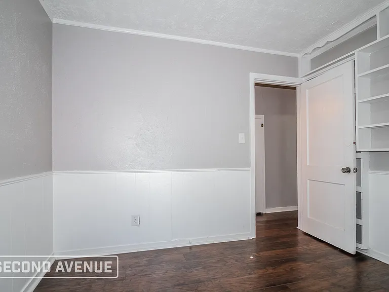 110 E Myrtle Dr — Photo 16