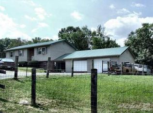 8585 Levee Rd, Jeffersonville, KY 40337