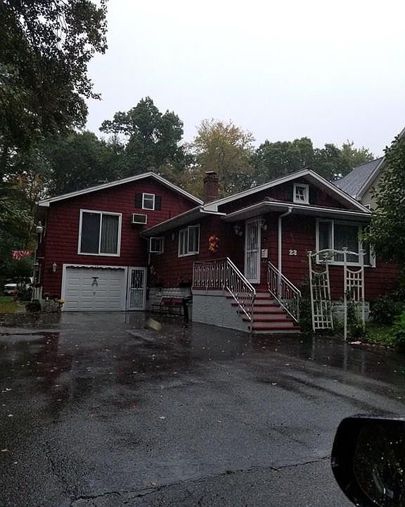 2nd image of 23 Nelson Ave #2