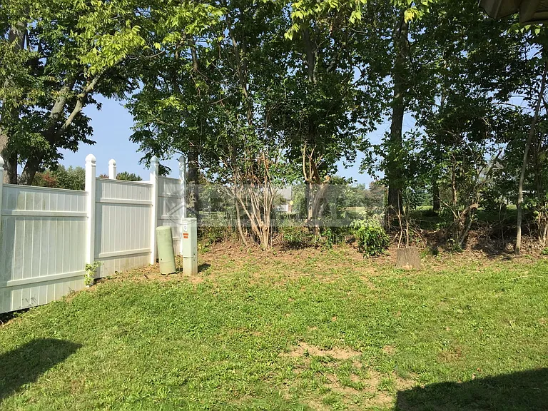 1217 Morning Side Dr — Photo 14