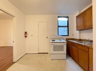 1004 Bergen St #2R, Newark, NJ 07112