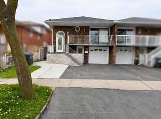 42 Royal Salisbury Way, Brampton, ON L6V3J6
