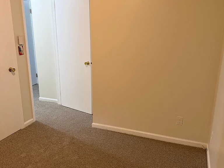 72 Marsh Rd #11 — Photo 7