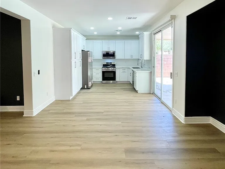 10546 Big Mill Ct — Photo 9