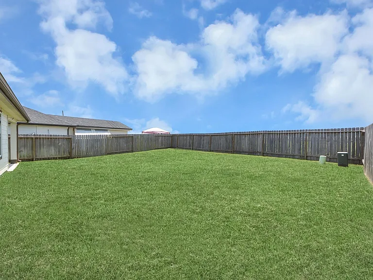 8614 Shumard Oak Dr — Photo 36