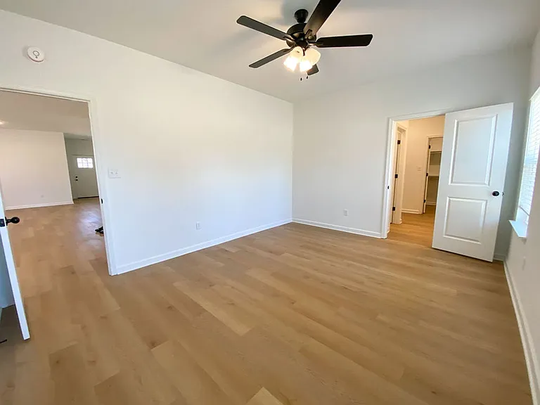 119 Oak Ave — Photo 13