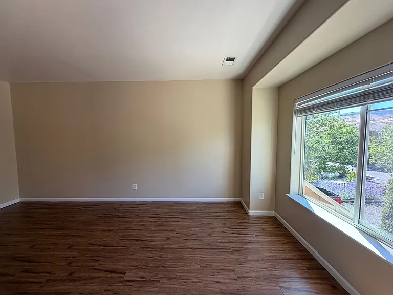260 John Eugene Ct — Photo 7