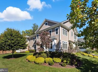 609 Kingsley Rd SW, Vienna, VA