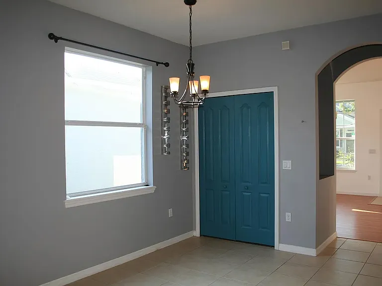 10545 Eastpark Woods Dr — Photo 8