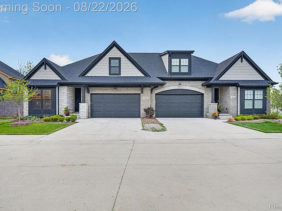 3rd image of 2020 Breckenridge Ct