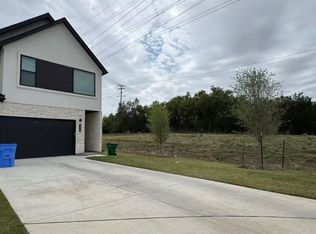 590 Old Mill Rd #210, Cedar Park, TX 78613