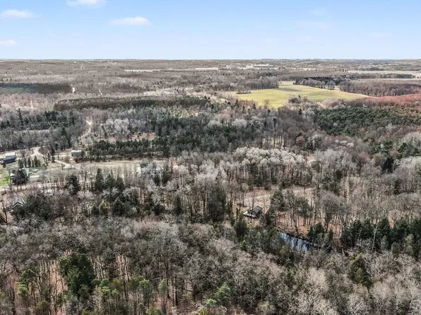 N Croswell Ave, White Cloud, MI 49349