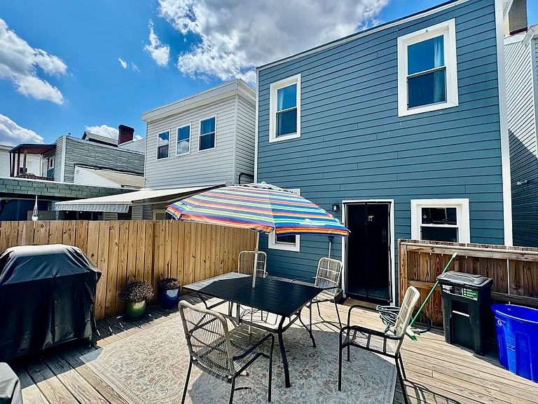 227 Ella St — Photo 9