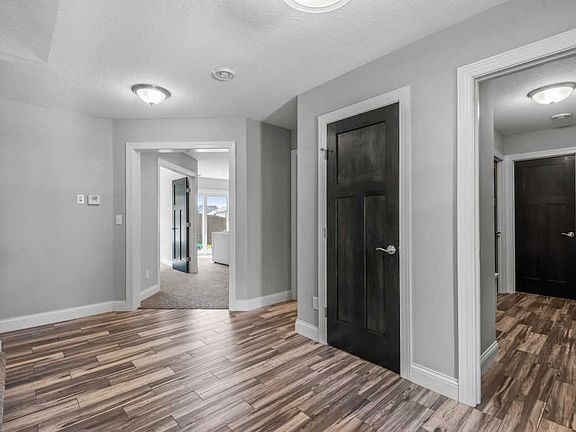 3rd image of 22421 Calico Ct