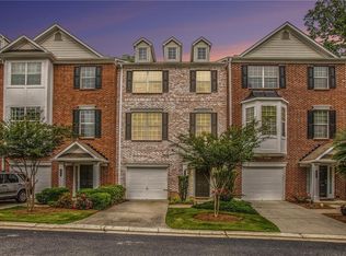 624 Coligny Ct, Sandy Springs, GA 30350