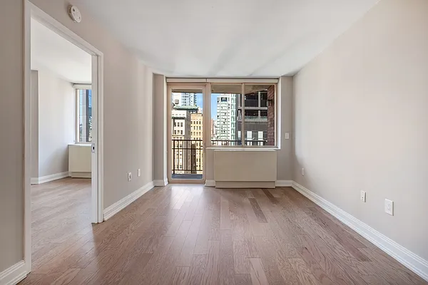 Rented by Greystar | media 2