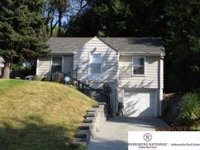 1st image of 3340 Ernst St