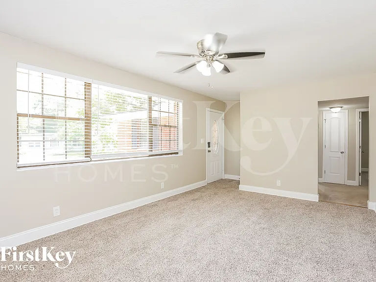 6641 Pine Summit Dr — Photo 3
