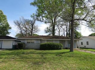 1819 Walnut Ave, Orange, TX 77632