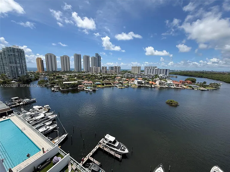 400 Sunny Isles Blvd #1404 — Photo 4