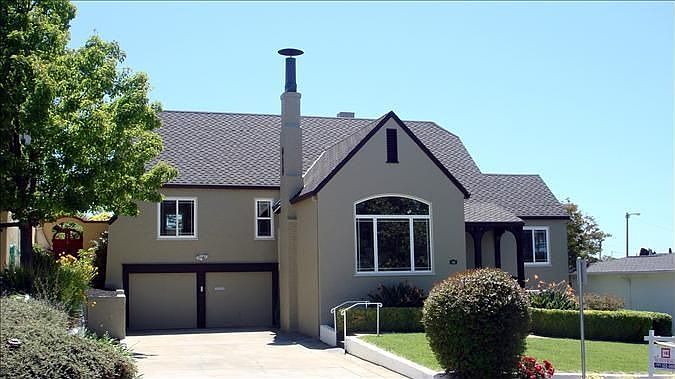 1st image of 123 El Camino Real