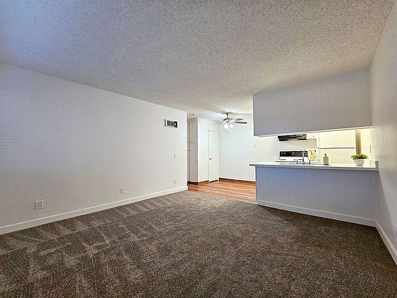 3rd image of 12802 Mapleview St #8