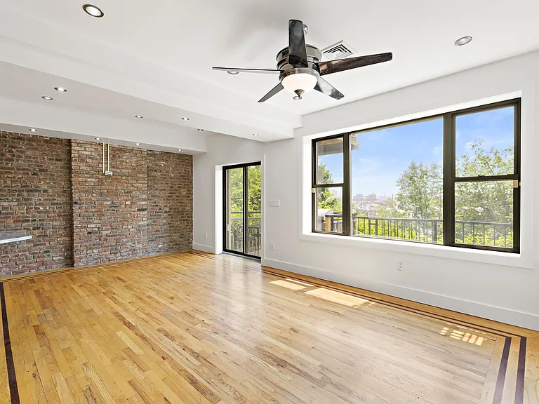 102 Ogden Ave #103R — Photo 3