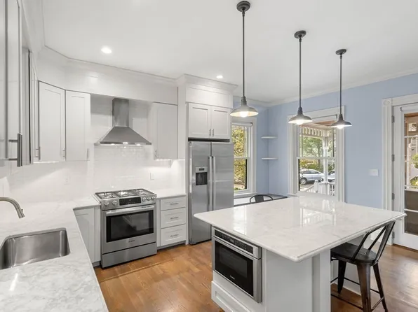 76 Downer Ave #1, Dorchester, MA 02125