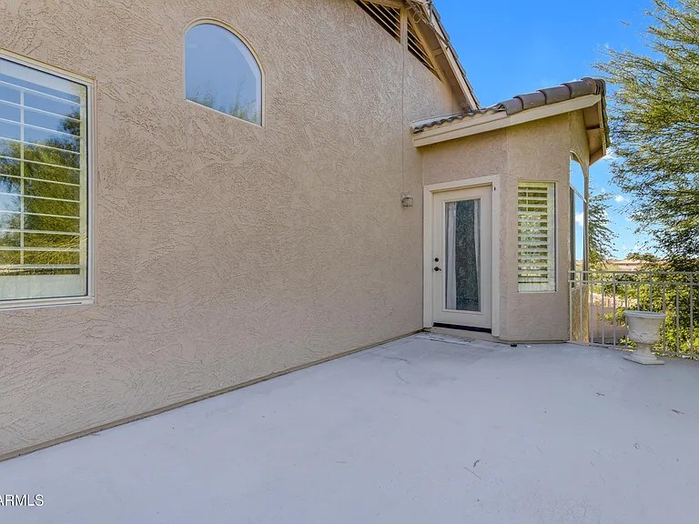 4302 E Mossman Rd — Photo 35