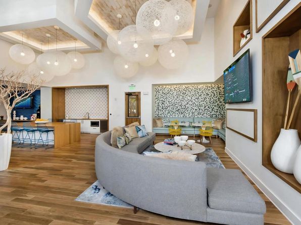 109 W Fortune St APT 2214