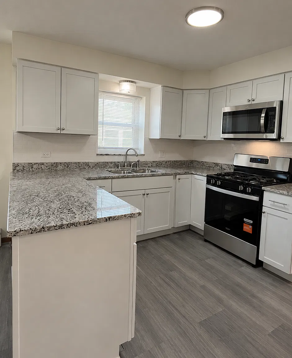2 bed, 1.5 bath, 1440 sqft, $2,100 — Photo 2