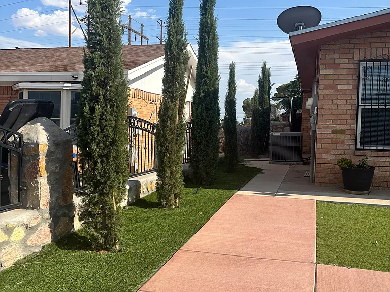 5000 Sagittarius Ave — Photo 10