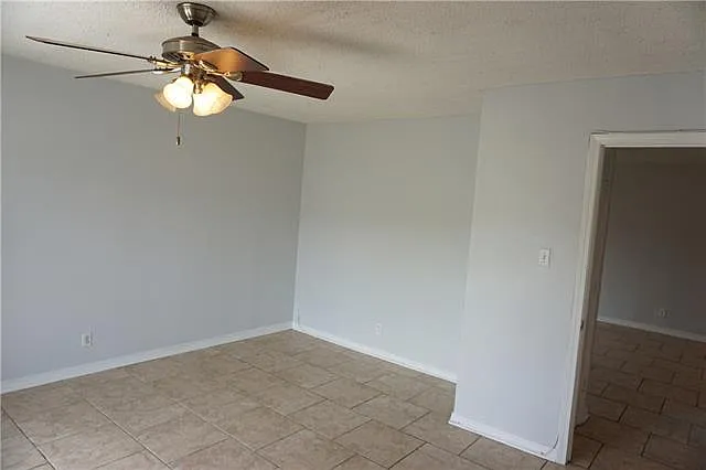 4218 Hessmer Ave #214 — Photo 15