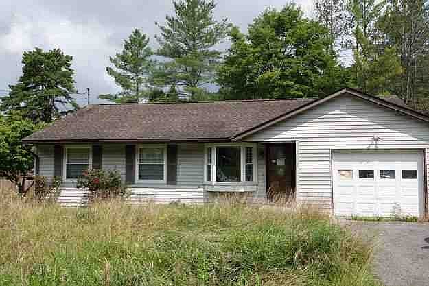 1st image of 129 Poplar Dr