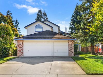 6512 Laguna Park Dr, Elk Grove, CA, 95758