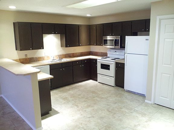 4th image of 119 N Glenwood Dr APT A