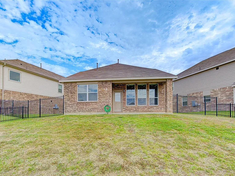 3707 W Alessano Ln — Photo 45