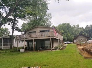 11622 E South St, Walkerton, IN 46574
