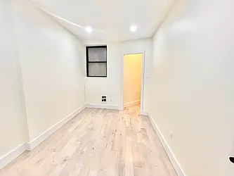 Rented by Century 21 Premier 