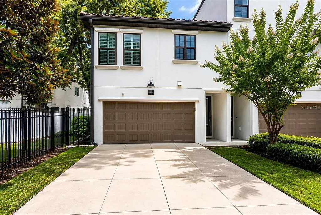 2 bed, 2.5 bath, 1493 sqft, $4,200 — Photo 2