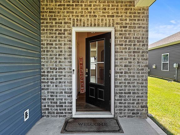 5th image of 6049 Bayonet Ln