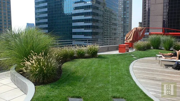 Sold by Halstead Real Estate | media 26