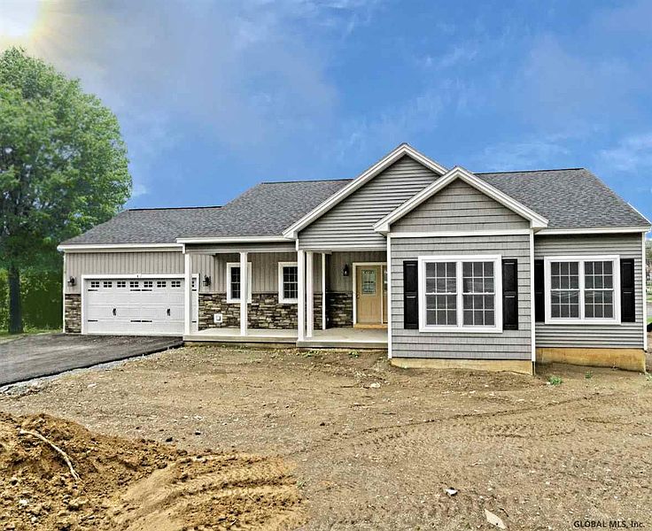 2nd image of 4 PAYNE Avenue