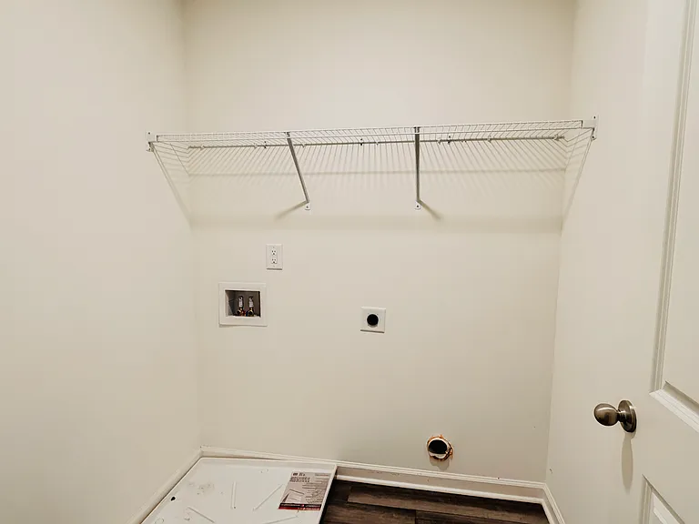 125 Carnaby St — Photo 22