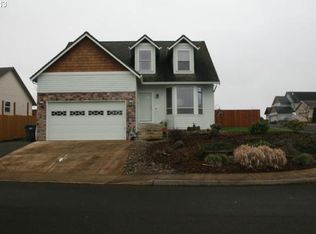 916 Coho St, Molalla, OR 97038