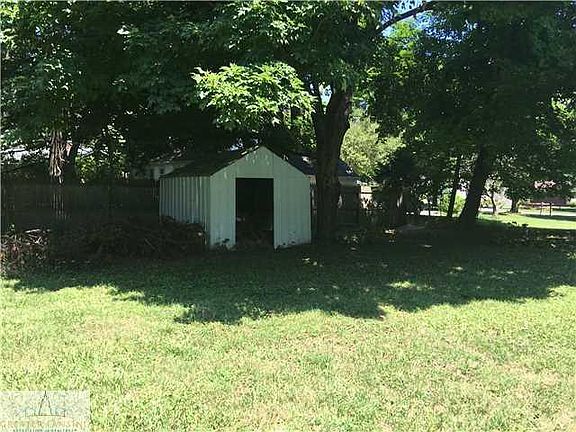 4th image of 2161 Seminole Dr