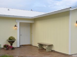 1647 Atlanta Plaza Dr, Sanibel, FL 33957