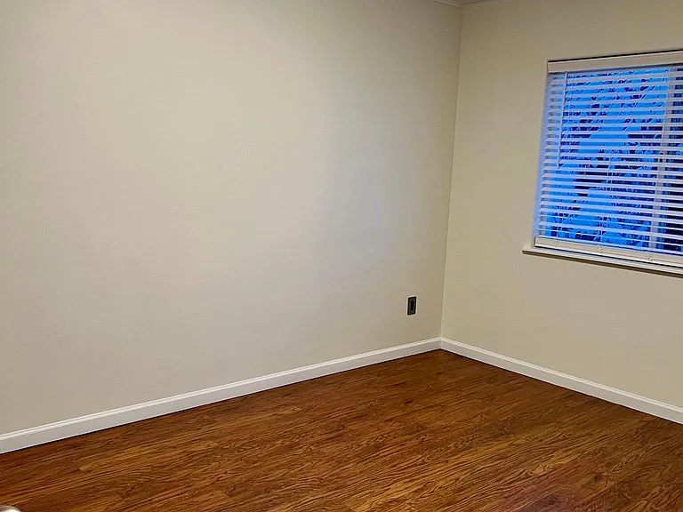 6486 Fairweather Dr — Photo 8